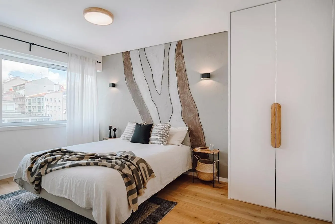 Efe - 3 Bedrooms In Lapa Lisbon 0*,  Portugal