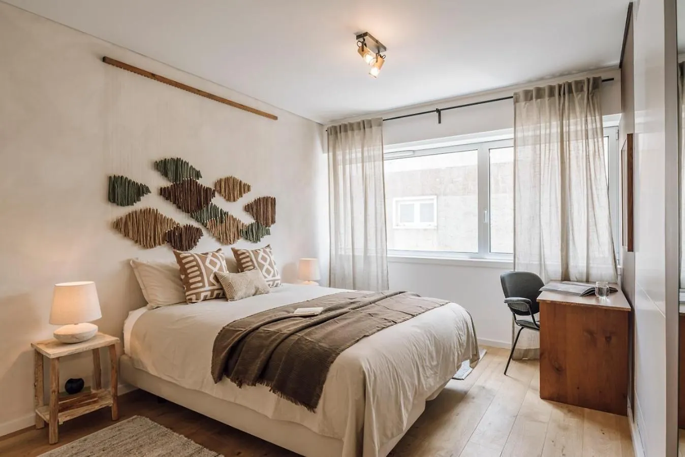 Apartment Efe - 3 Bedrooms In Lapa Lisbon Portugal